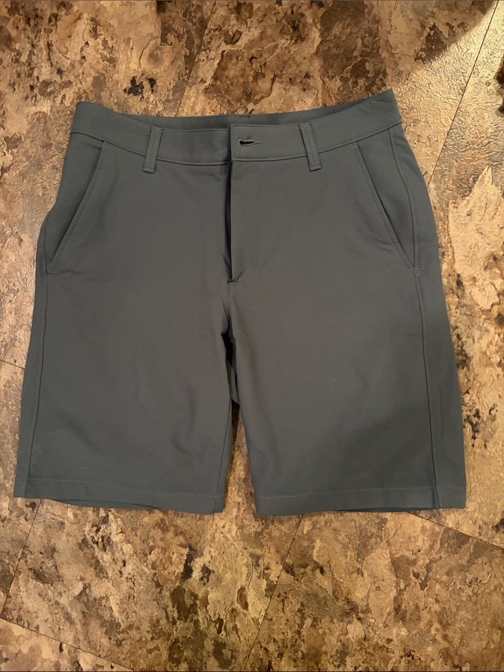 Under Armour Men's Gray Hybrid/Atheltic Shorts